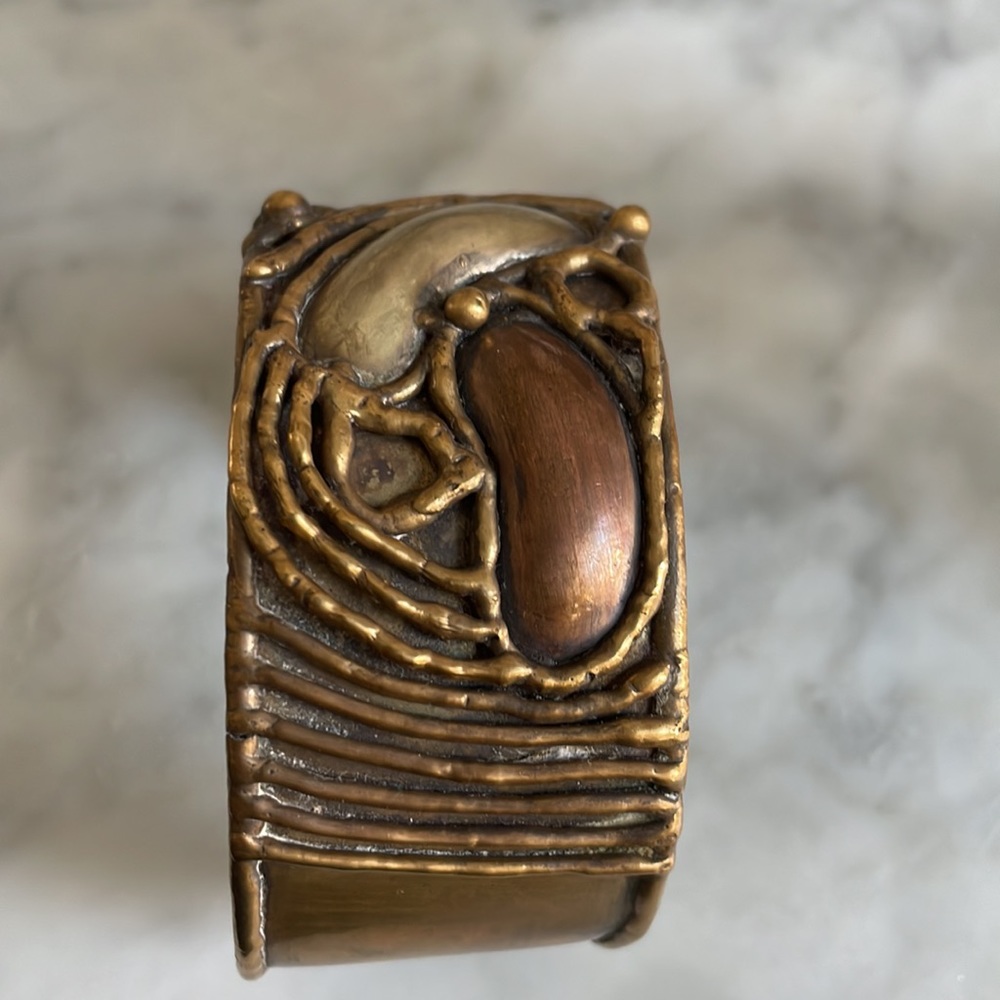 Vintage brass copper cuff bracelet - Picture 7 of 7